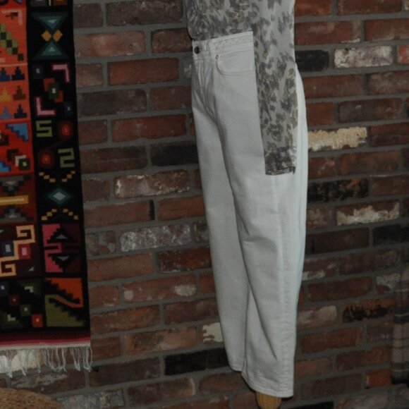 Ted Baker London White Denim Jeans, Braided Belt, Gold Stitching & Hardware 28 - Picture 5 of 13